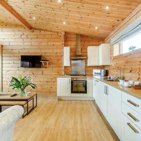 Fairview Lodges ウィズンシー エクステリア 写真